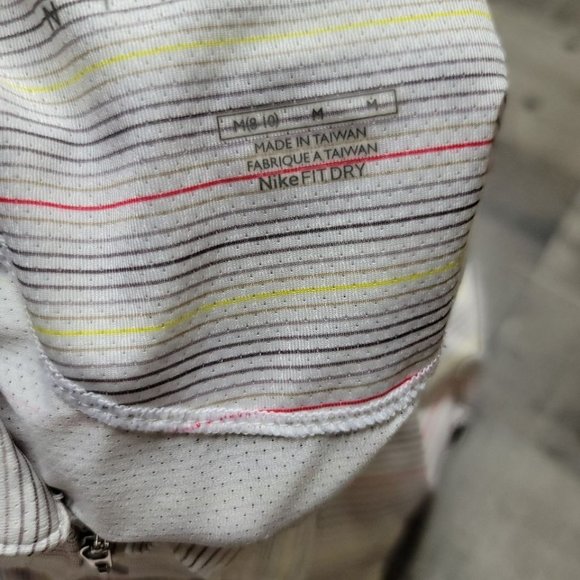 Nike women's golf shirt - Picture 7 of 7